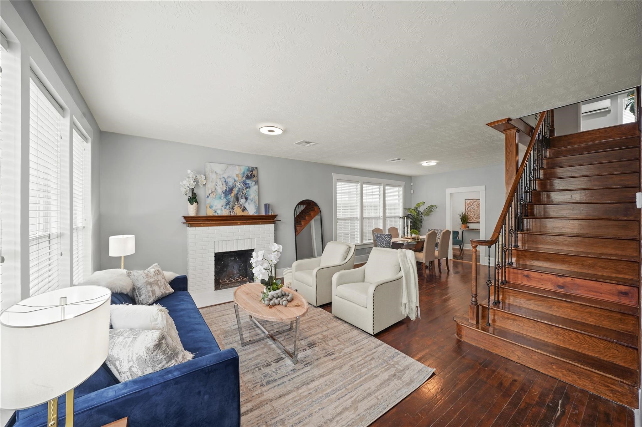 741 East 9th Street Houston, TX 77007 - Photo 2 of 43