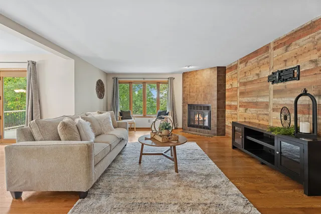 $334,900 | 1505 North Bay Highlands Drive, Green Bay, WI 54311