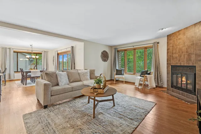 $334,900 | 1505 North Bay Highlands Drive, Green Bay, WI 54311