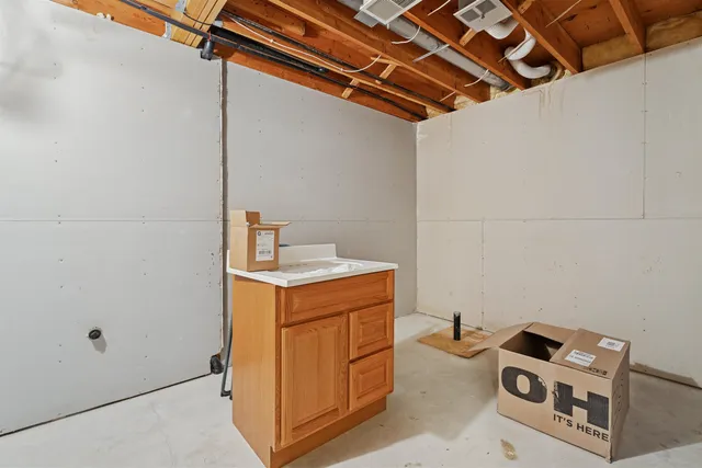 $334,900 | 1505 North Bay Highlands Drive, Green Bay, WI 54311