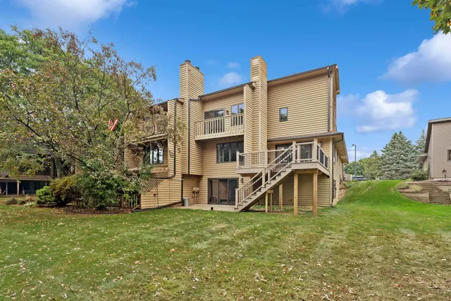 $334,900 | 1505 North Bay Highlands Drive, Green Bay, WI 54311