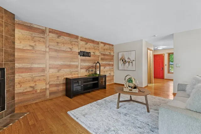 $334,900 | 1505 North Bay Highlands Drive, Green Bay, WI 54311