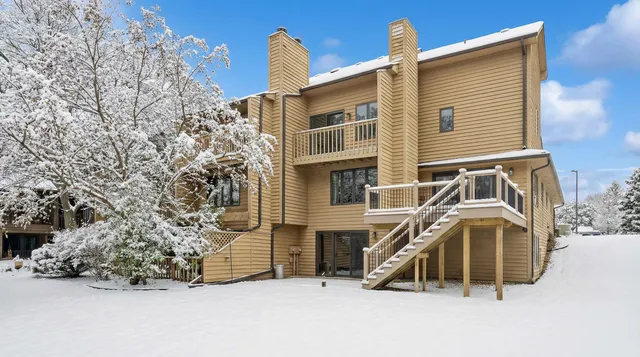 $334,900 | 1505 North Bay Highlands Drive, Green Bay, WI 54311