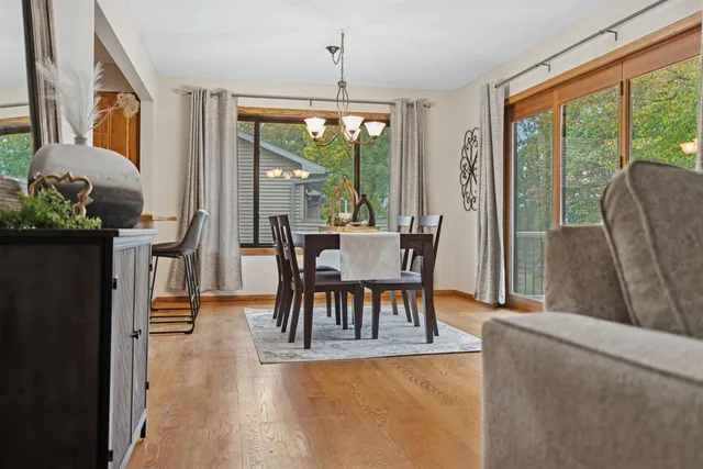 $334,900 | 1505 North Bay Highlands Drive, Green Bay, WI 54311