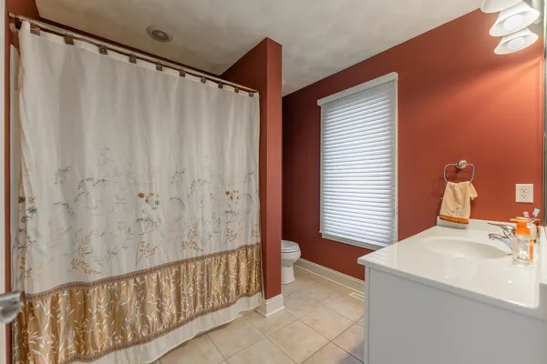 $775,000 | 128 Titleist Trail, Poplar Grove, IL 61065