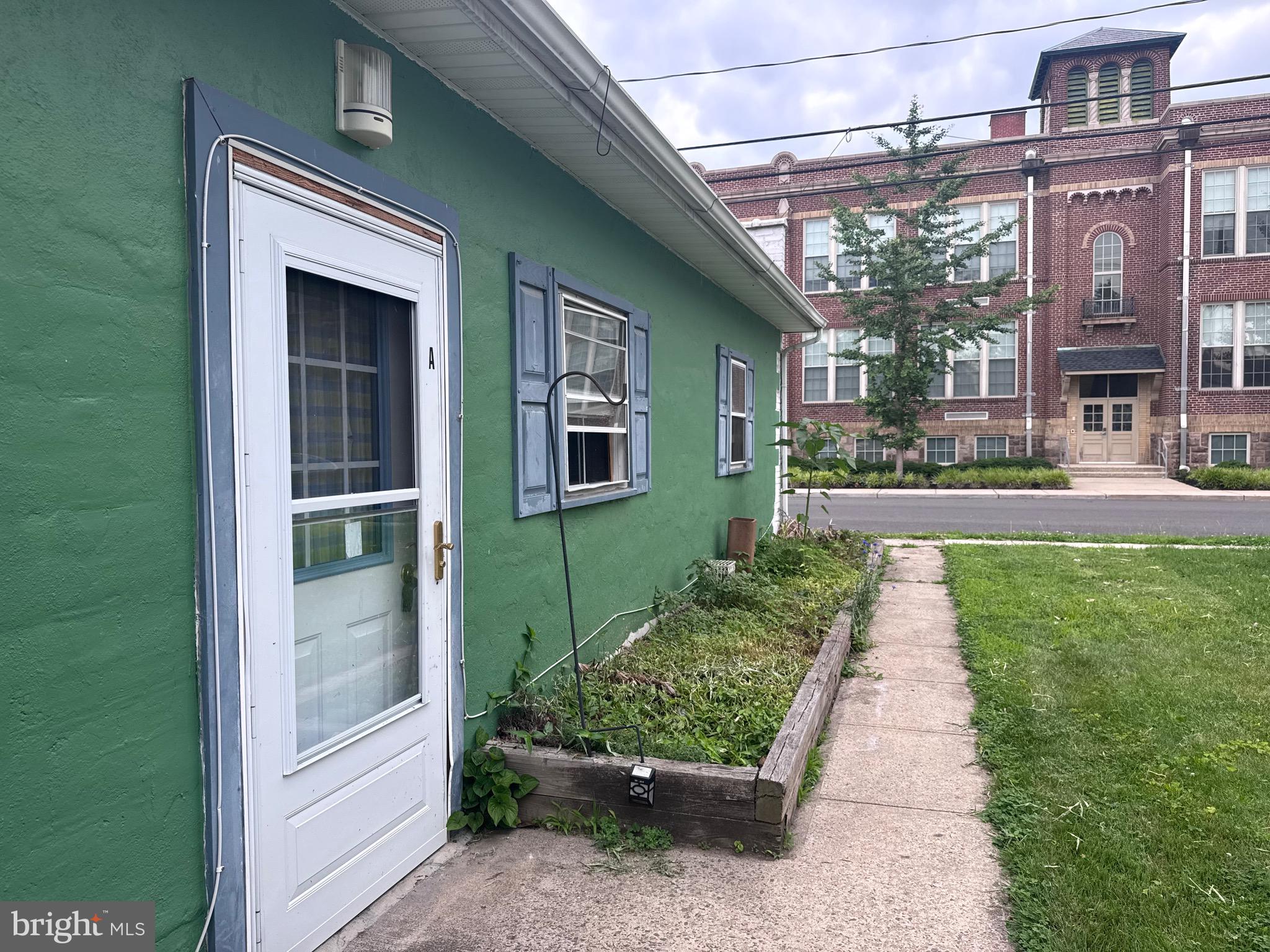 234 West 2nd Street Florence, NJ 08518 - Photo 15 of 16 Side Access Unit B