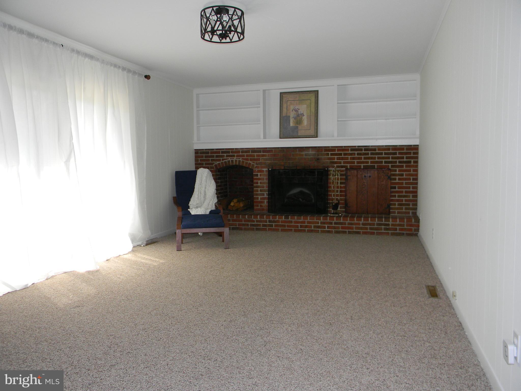 3716 Lanamer Road Randallstown, MD 21133 - Photo 13 of 28 Family Room