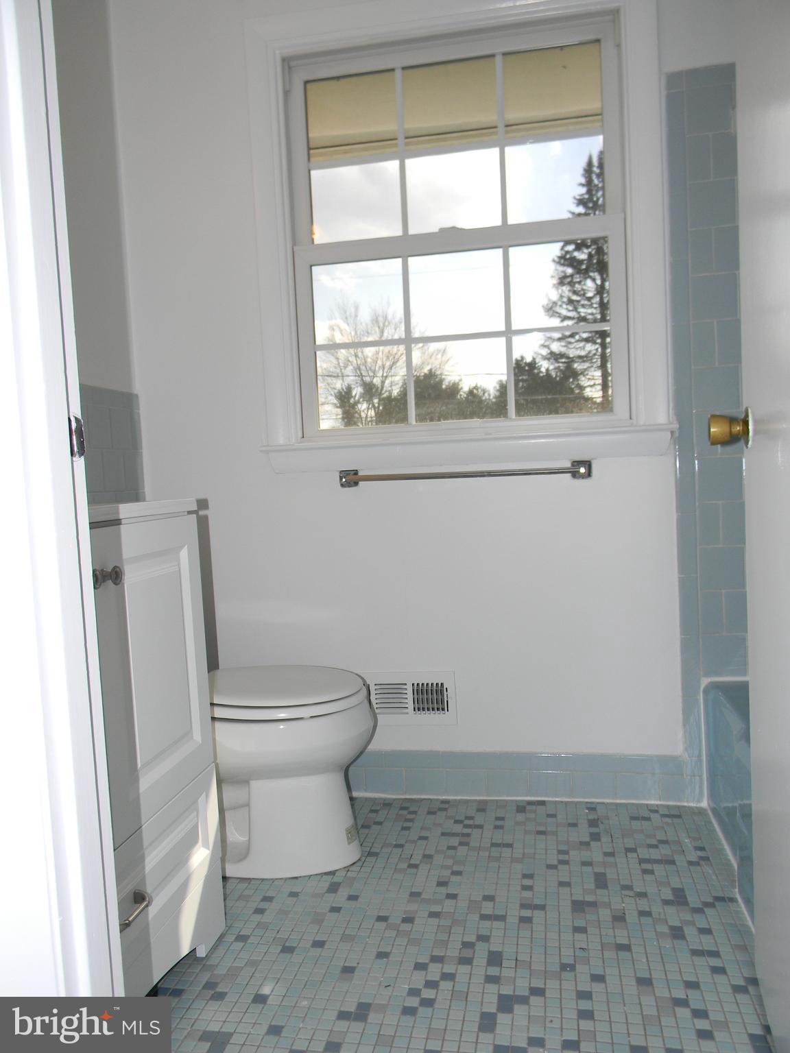 3716 Lanamer Road Randallstown, MD 21133 - Photo 23 of 28 Bath