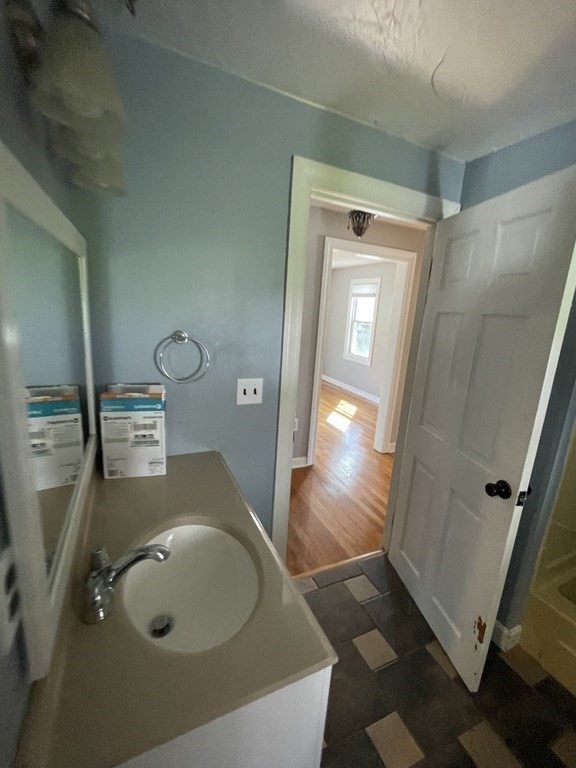 266 Doyle Road Holden, MA 01520 - Photo 15 of 23 Gallery Image 15