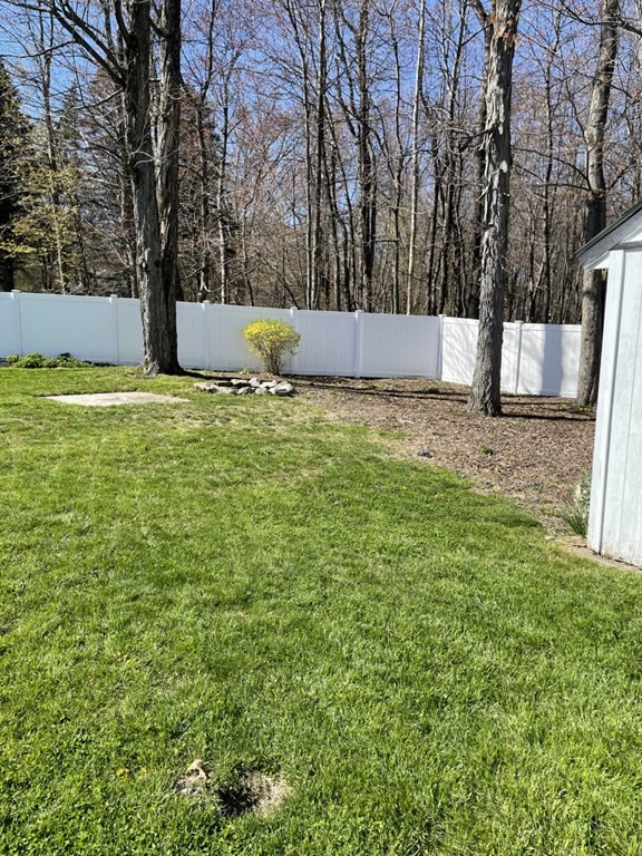 266 Doyle Road Holden, MA 01520 - Photo 21 of 23 Gallery Image 21