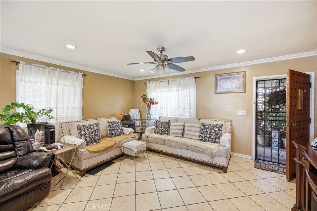 13054 Amar Road Baldwin Park, CA 91706 - Photo 17 of 52