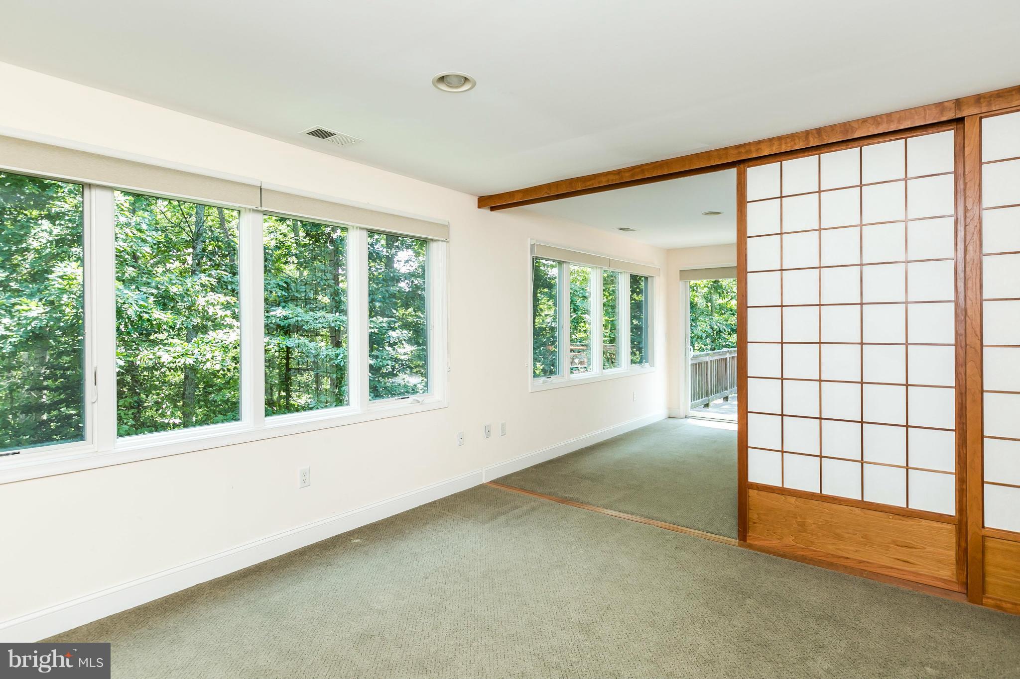 126 Gilbert Court Edgewater, MD 21037 - Photo 17 of 30 a view of an empty room and window
