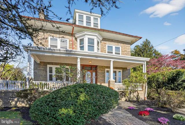 $725,000 | 580 Wigard Avenue, Philadelphia, PA 19128