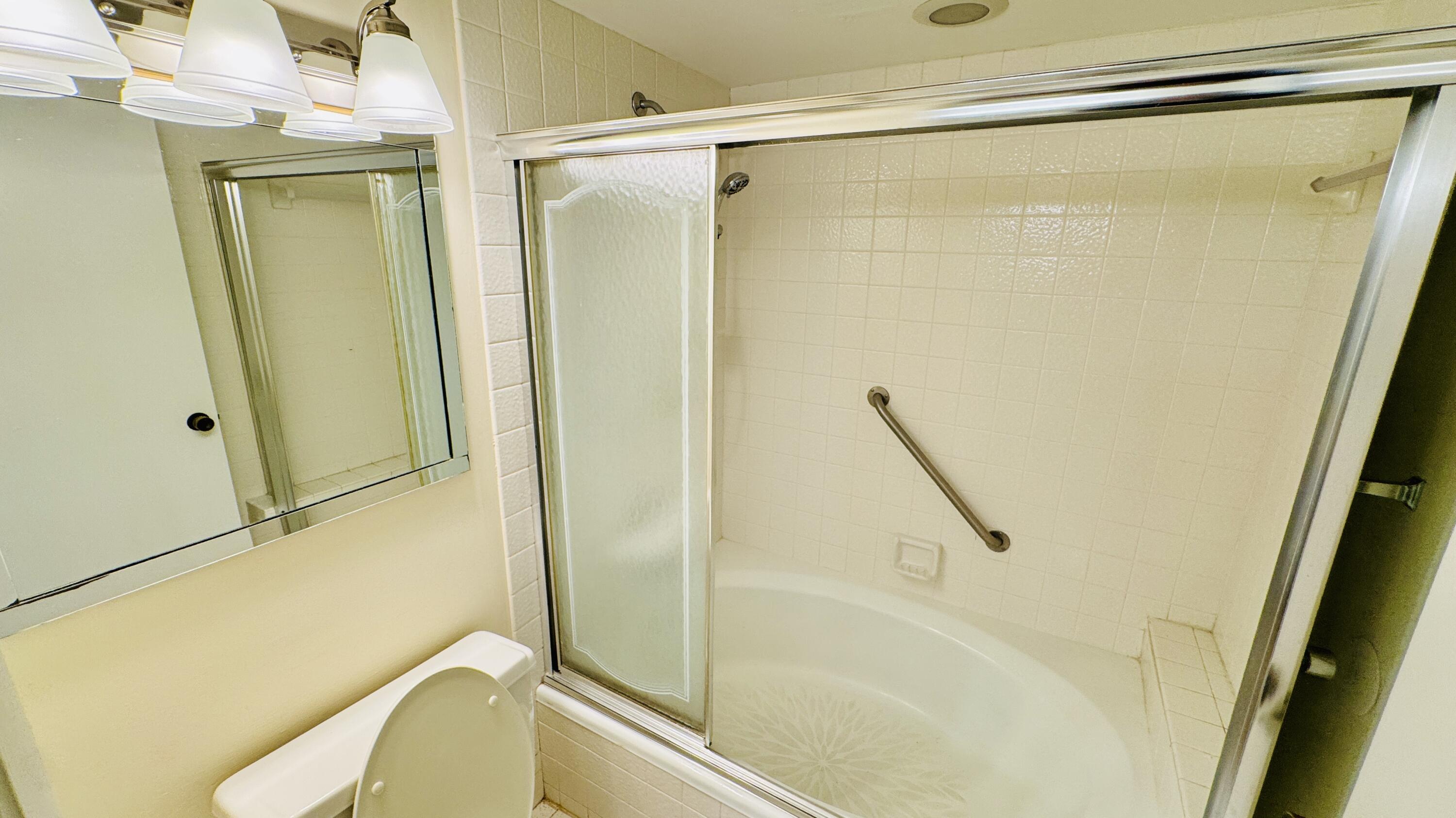 7030 Half Moon Circle, Unit 121 Hypoluxo, FL 33462 - Photo 34 of 74 Master bathroom