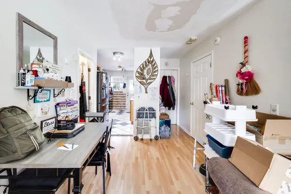 $298,888 | 1421 North Hamlin Avenue, Chicago, IL 60651