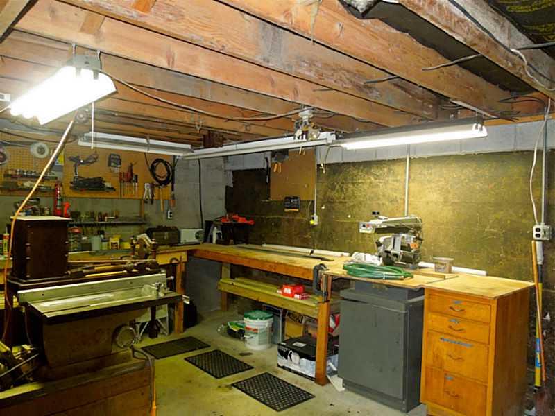 4032 Gambel Road Indianapolis, IN 46221 - Photo 20 of 24 Gallery Image 20