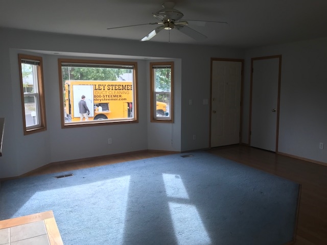 105 North Holiday Road Spokane Valley, WA 99016 - Photo 5 of 13 Gallery Image 5