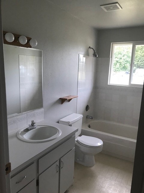 105 North Holiday Road Spokane Valley, WA 99016 - Photo 6 of 13 Gallery Image 6