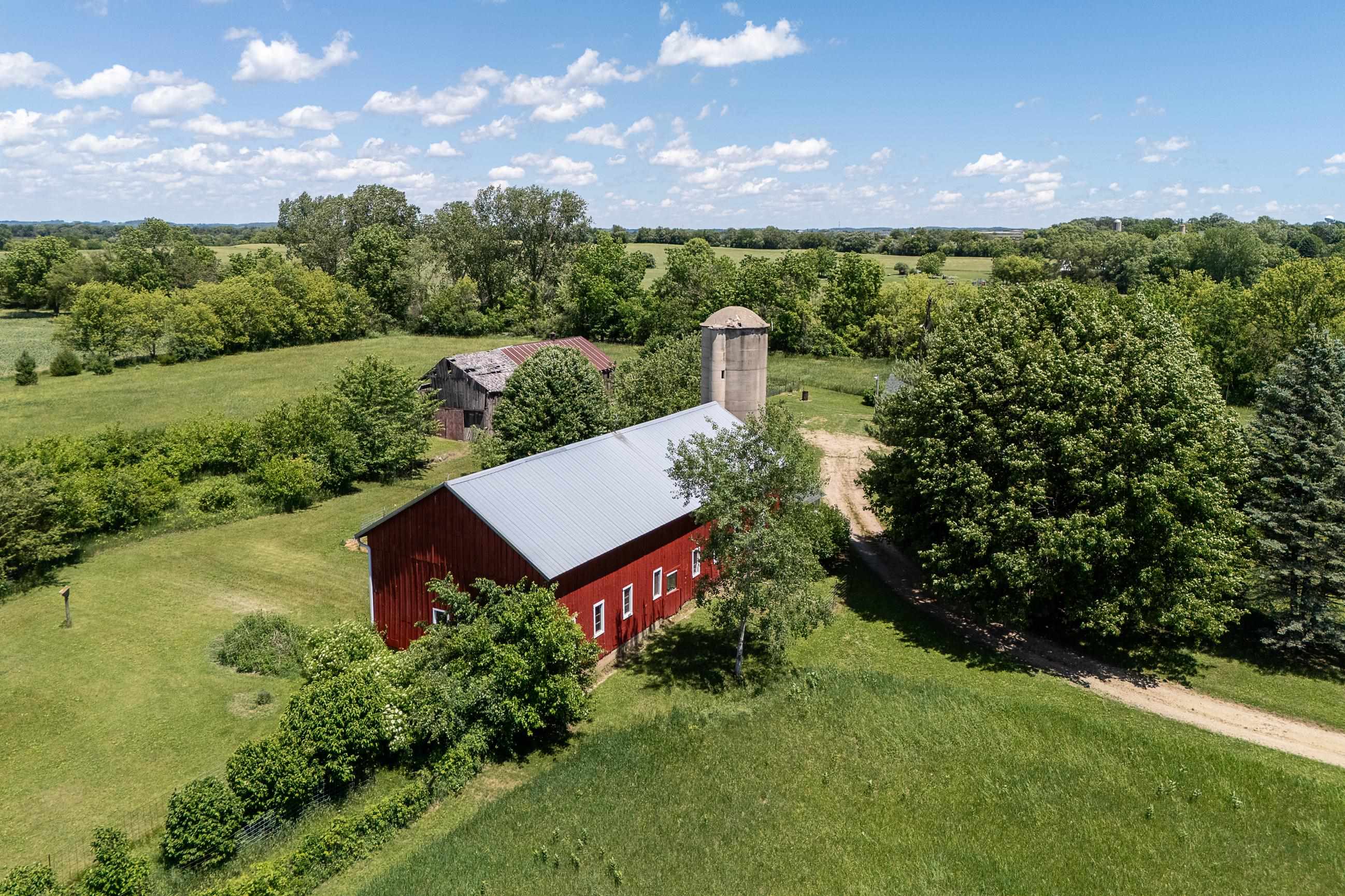 3402 Rutland Dunn Town Line Road Stoughton, WI 53589 - Photo 75 of 88
