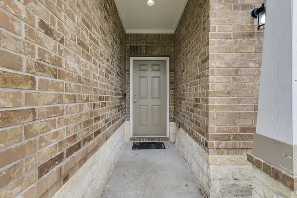 $1,850 | 8127 Running Brook Lane, Richmond, TX 77469