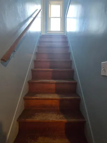 $95,000 | 1204 Carson Avenue, Jackson, MI 49203