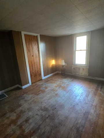 $95,000 | 1204 Carson Avenue, Jackson, MI 49203