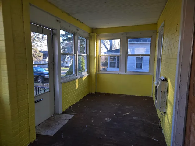 $95,000 | 1204 Carson Avenue, Jackson, MI 49203