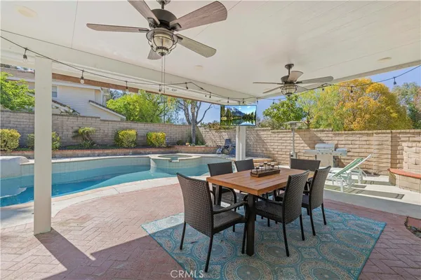 $924,900 | 27209 Bidwell Lane, Valencia, CA 91354