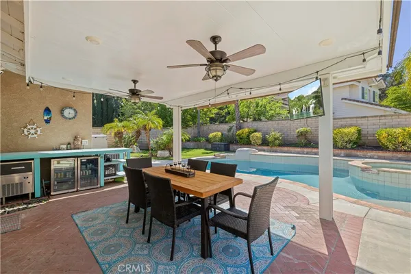 $924,900 | 27209 Bidwell Lane, Valencia, CA 91354