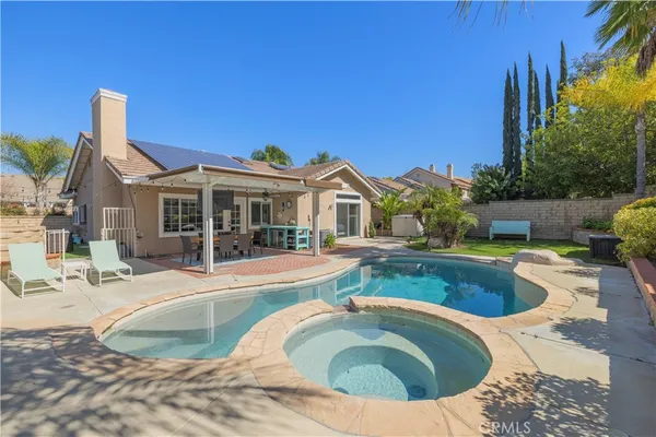 $924,900 | 27209 Bidwell Lane, Valencia, CA 91354