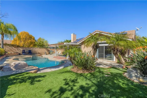 $924,900 | 27209 Bidwell Lane, Valencia, CA 91354