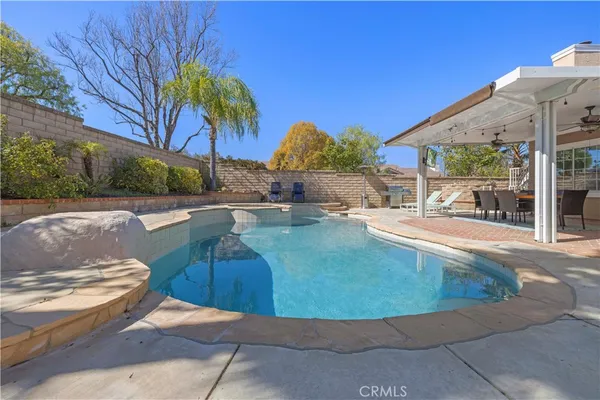 $924,900 | 27209 Bidwell Lane, Valencia, CA 91354