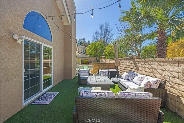 $924,900 | 27209 Bidwell Lane, Valencia, CA 91354