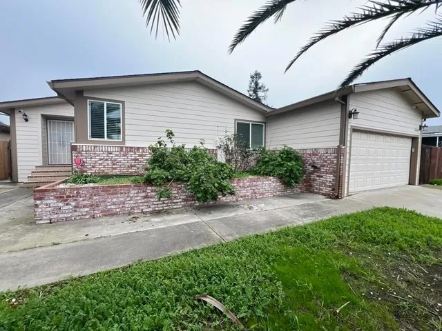 $330,000 | 6646 Beamer Way, Rio Linda, CA 95673