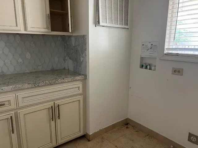 $330,000 | 6646 Beamer Way, Rio Linda, CA 95673