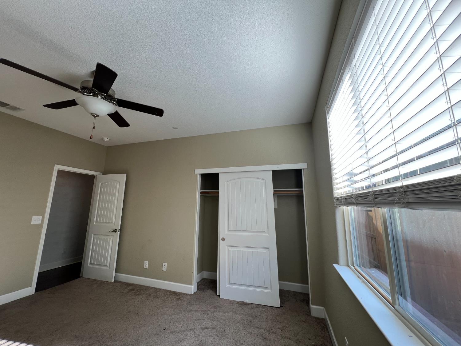 6646 Beamer Way Rio Linda, CA 95673 - Photo 7 of 14