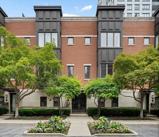 $3,500,000 | 460 West Superior Street, Unit 45, Chicago, IL 60654