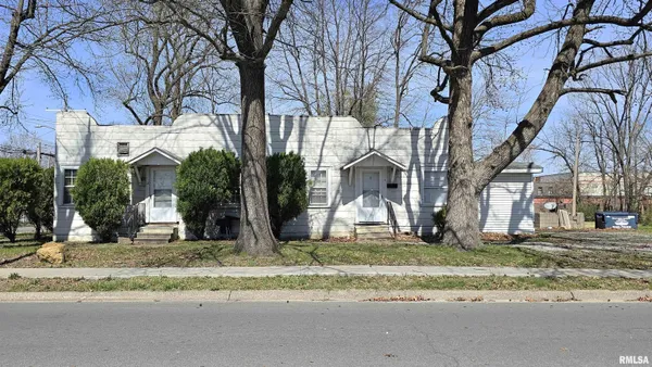 $139,900 | 500 North Main Street, Benton, IL 62812