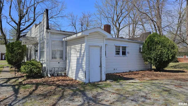 $139,900 | 500 North Main Street, Benton, IL 62812