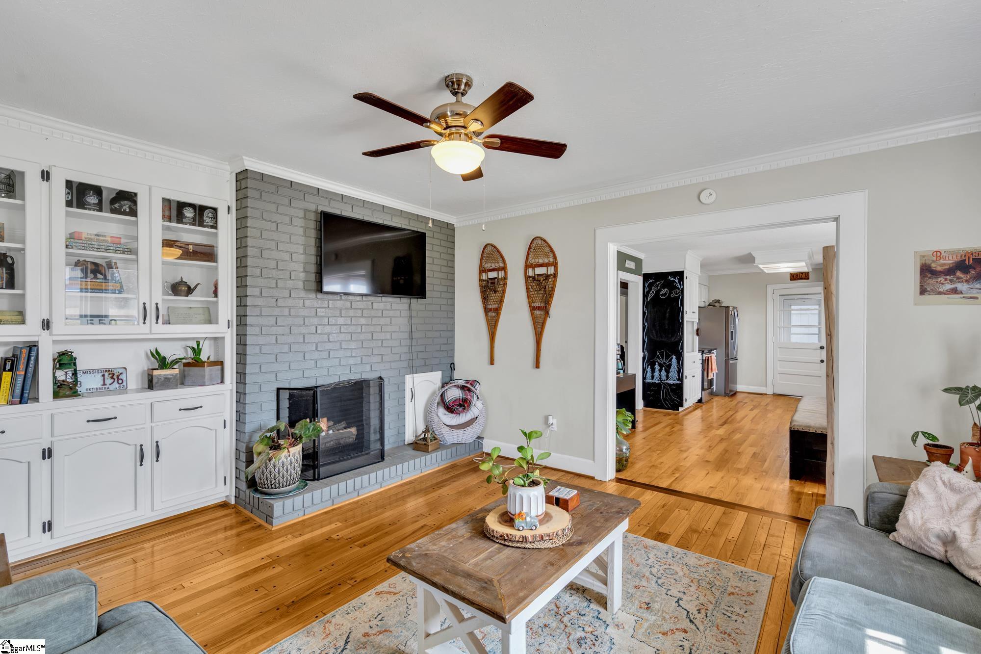550 Farrs Bridge Road Greenville, SC 29611 - Photo 4 of 20 Gallery Image 4