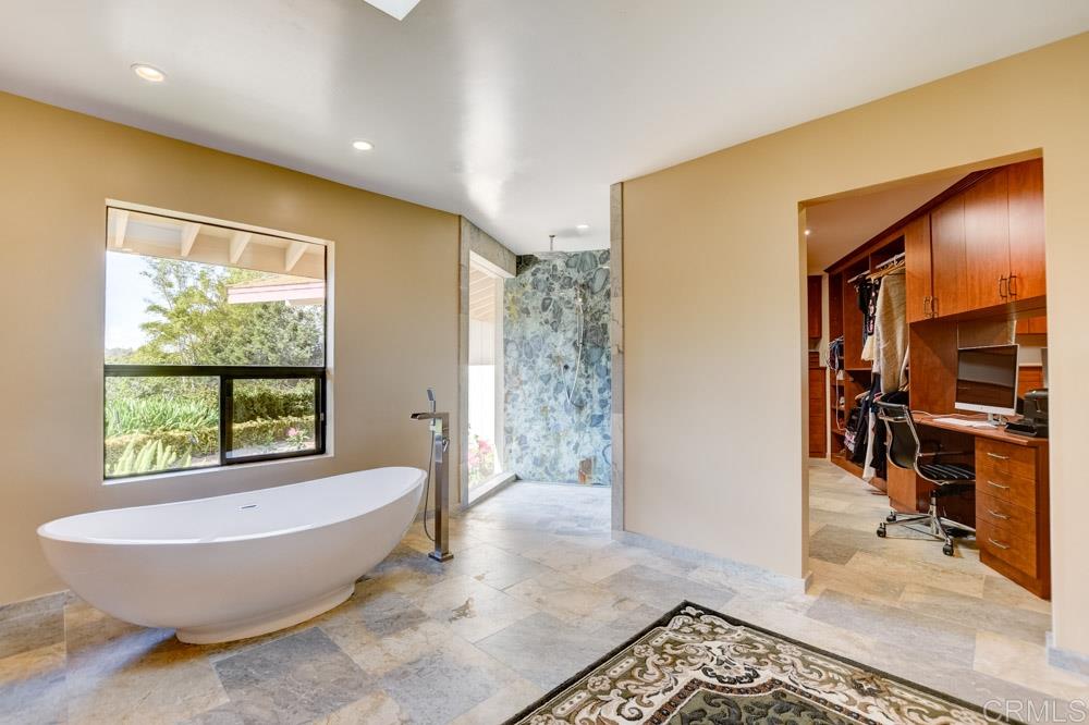 17235 Los Morros Rancho Santa Fe, CA 92067 - Photo 14 of 24 Gallery Image 14