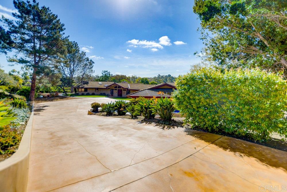 17235 Los Morros Rancho Santa Fe, CA 92067 - Photo 21 of 24 Gallery Image 21