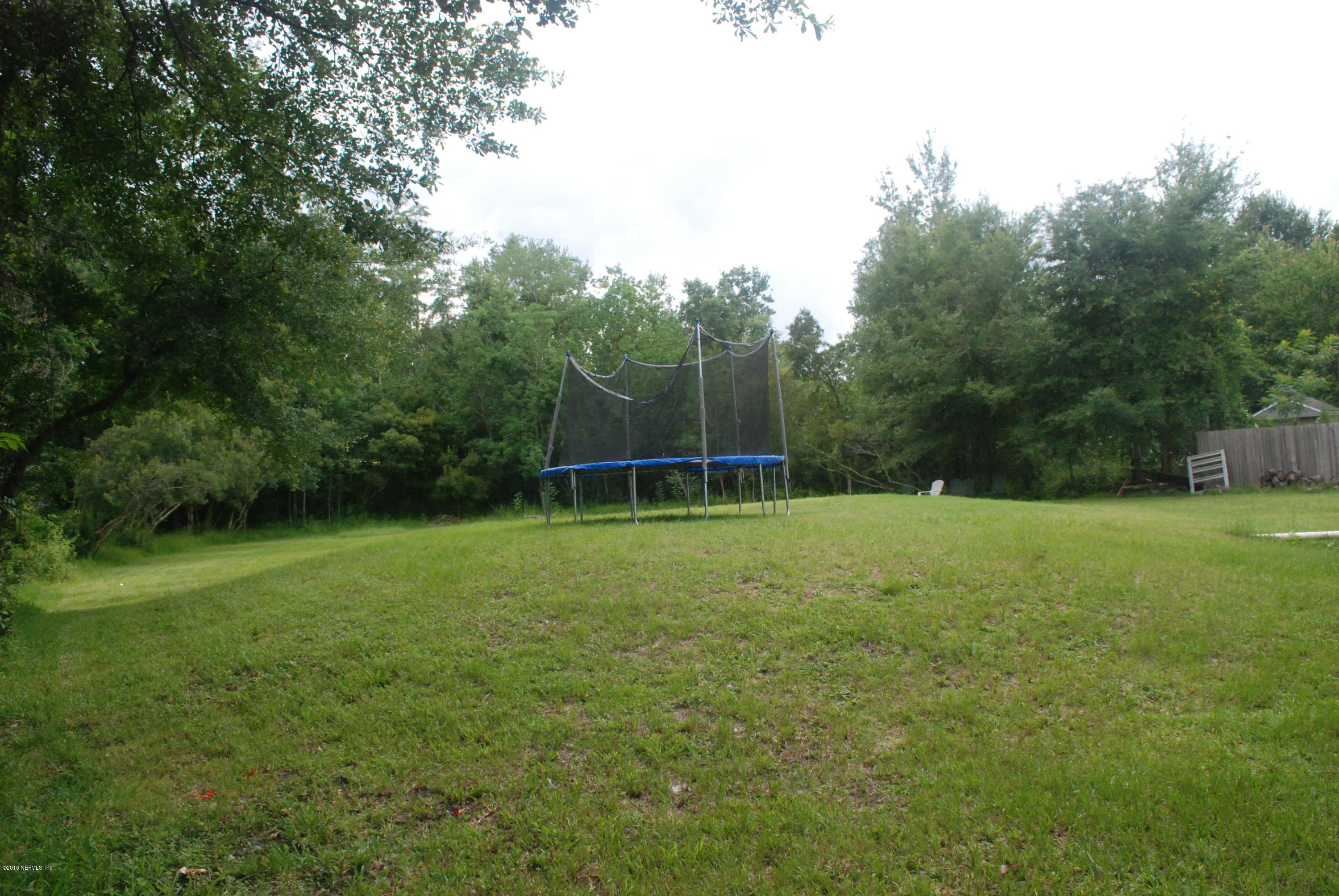5749 Maverick Road Middleburg, FL 32068 - Photo 3 of 3 backyard