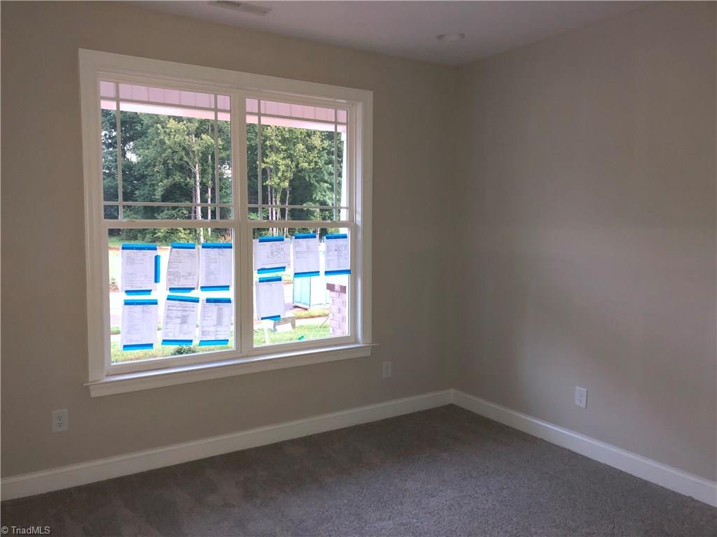 3410 Amber Mdws Road, Unit 33 High Point, NC 27265 - Photo 13 of 28