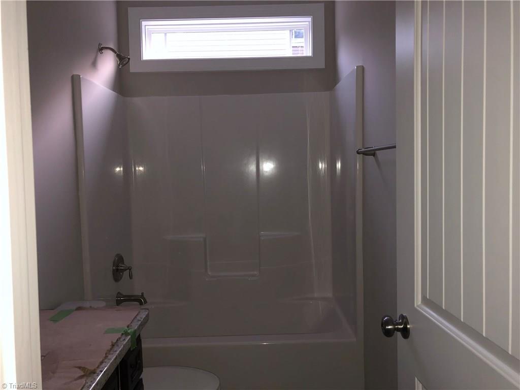 3410 Amber Mdws Road, Unit 33 High Point, NC 27265 - Photo 14 of 28