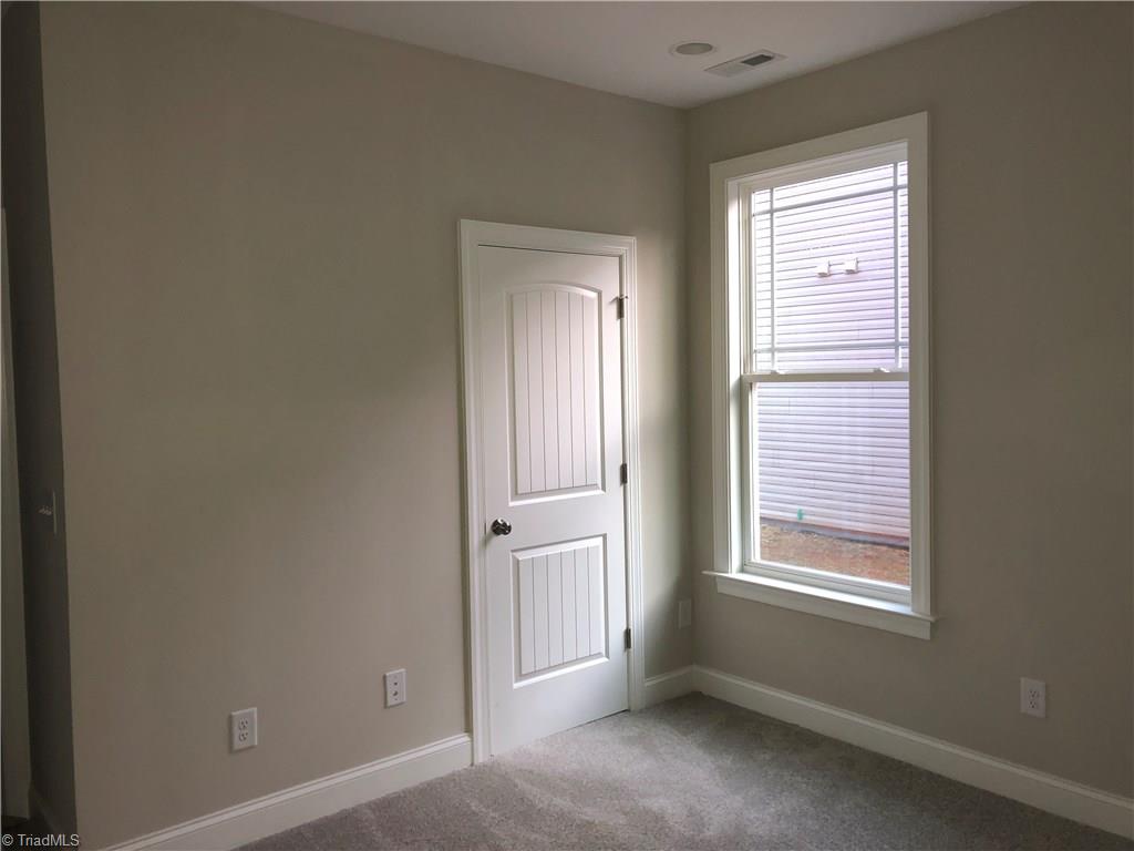 3410 Amber Mdws Road, Unit 33 High Point, NC 27265 - Photo 15 of 28