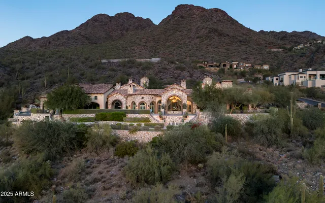 a view of a house with a big yard