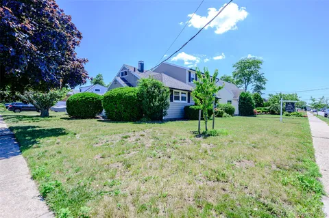 $849,000 | 3251 Neptune Avenue, Oceanside, NY 11572