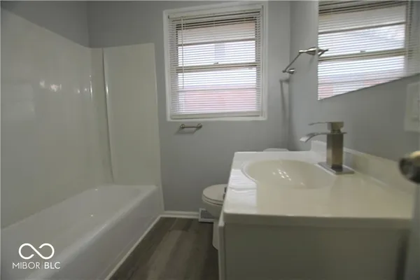 $1,500 | 5820 East 40th Street, Indianapolis, IN 46226