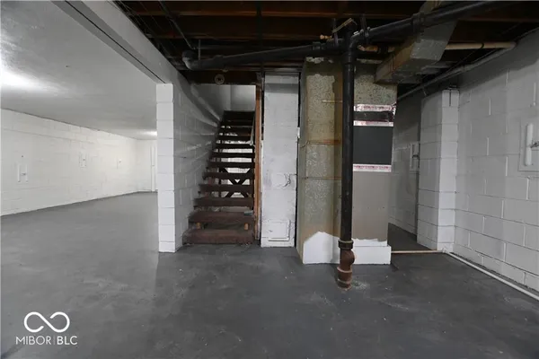 $1,500 | 5820 East 40th Street, Indianapolis, IN 46226